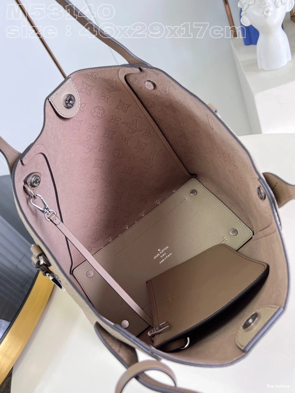 Repzbay 17CM x 29.5 LOUIS HINA-46 x VUITTON 0707